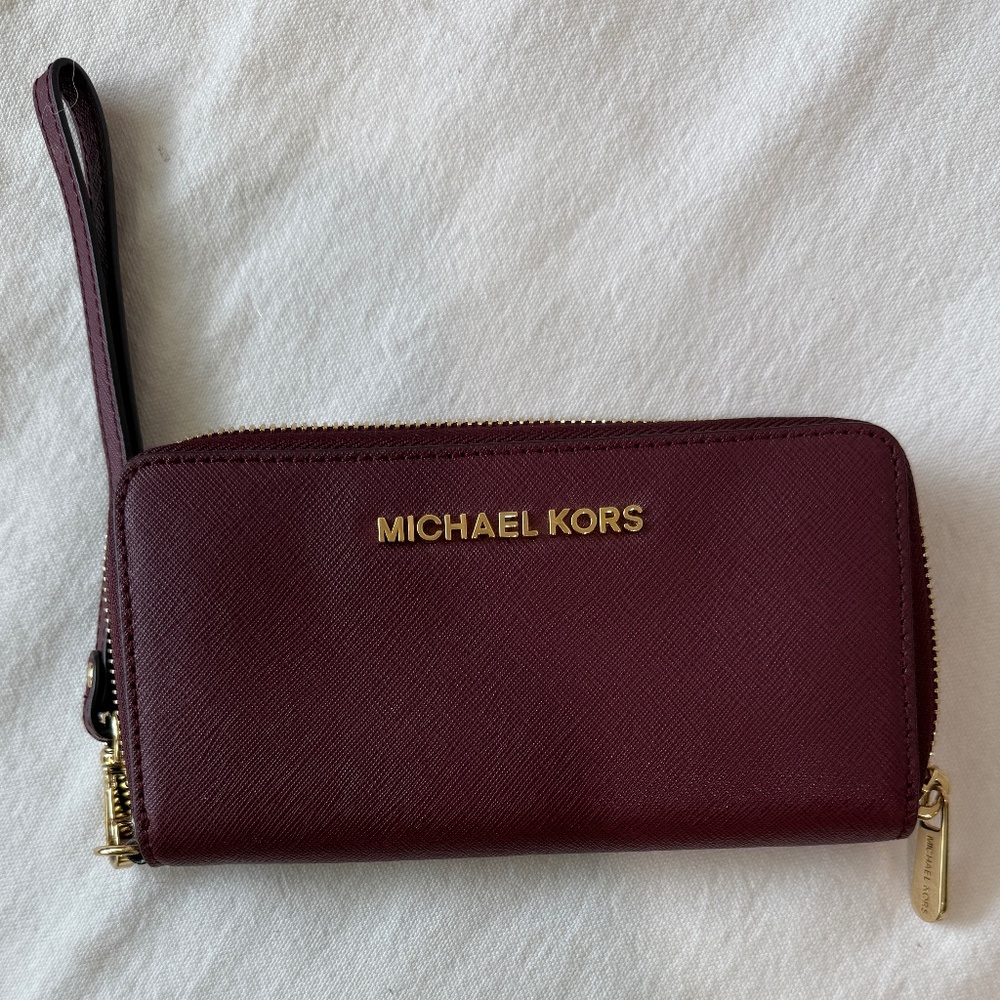 Michael Kors Jet Set Travel